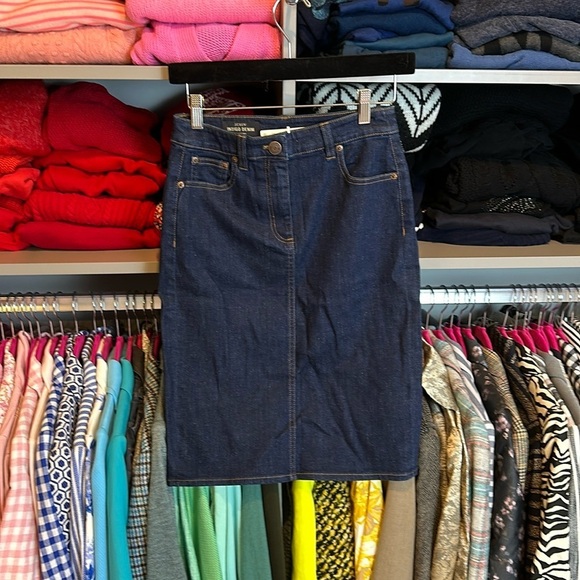 J Crew Indigo Denim skirt size 25 NWT - Picture 1 of 3